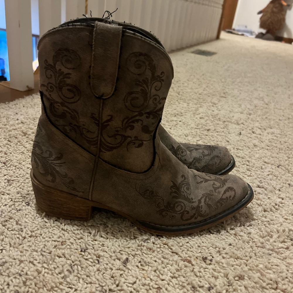 Women's Roper boots